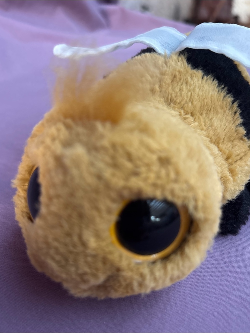 Jellycat FRIZZLES BEE small yellow & black with white gossamer wings insect bug